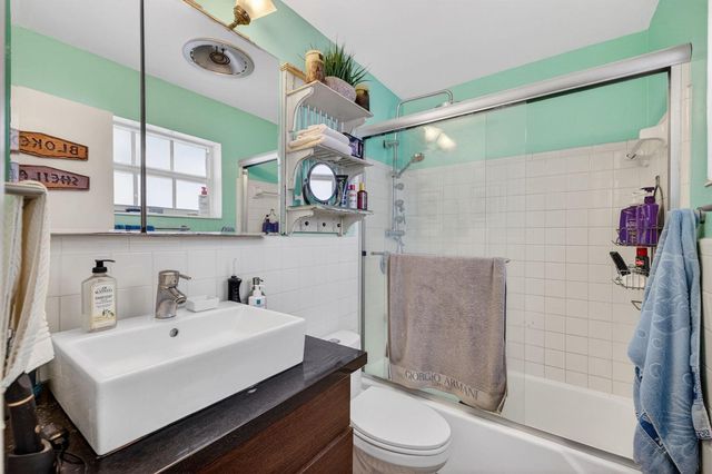4532 Poinciana Street, Lauderdale By The Sea, FL 33308