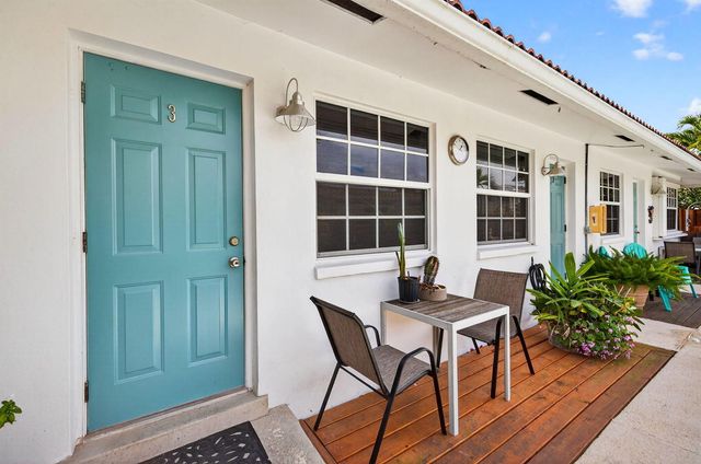 4532 Poinciana Street, Lauderdale By The Sea, FL 33308