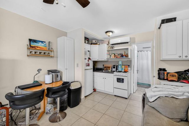 4532 Poinciana Street, Lauderdale By The Sea, FL 33308