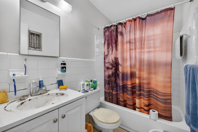 4532 Poinciana Street, Lauderdale By The Sea, FL 33308