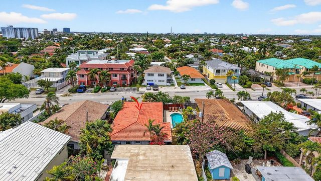 4532 Poinciana Street, Lauderdale By The Sea, FL 33308