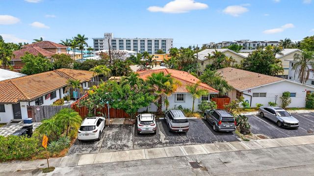 4532 Poinciana Street, Lauderdale By The Sea, FL 33308