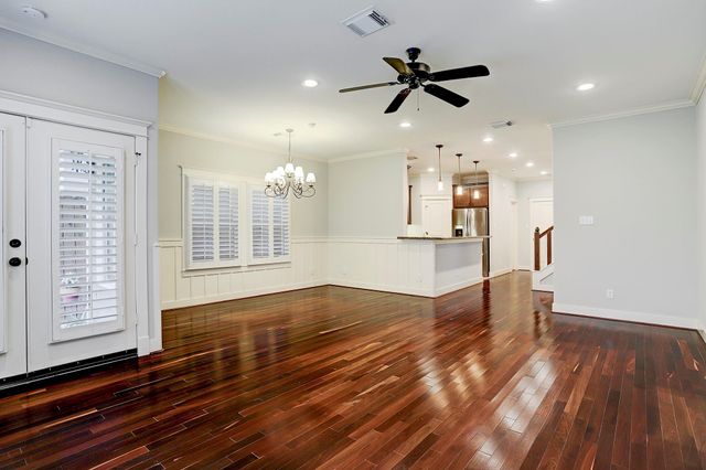 1327 Prince Street, Houston, TX 77008