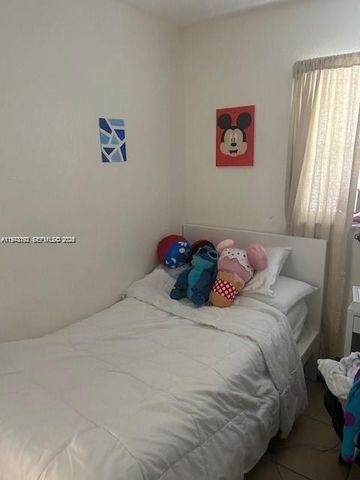 5100 SW 64th Ave 105, Davie, FL 33314