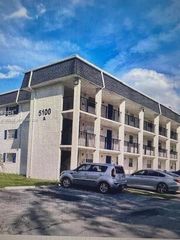 5100 SW 64th Ave 105, Davie, FL 33314
