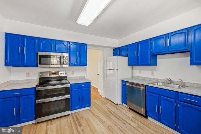 8955 OMEGA CT, Springfield, VA 22152