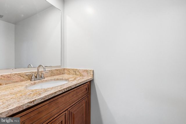 8955 OMEGA CT, Springfield, VA 22152