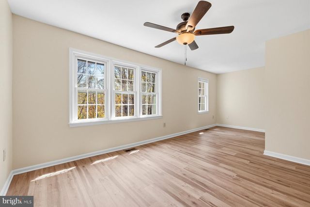 8955 OMEGA CT, Springfield, VA 22152