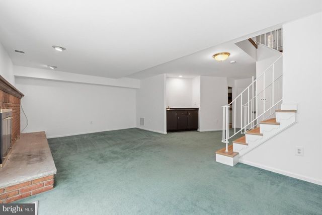 8955 OMEGA CT, Springfield, VA 22152