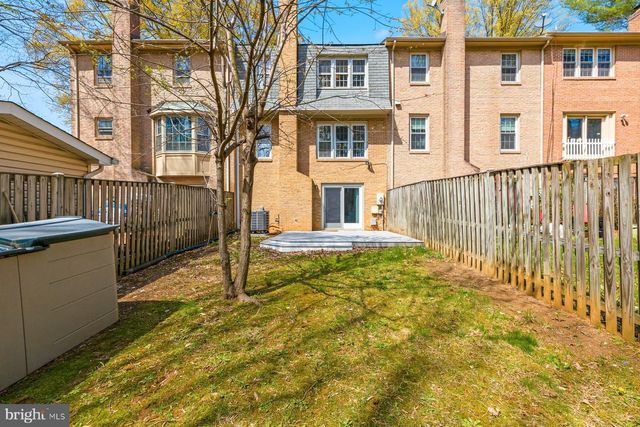 8955 OMEGA CT, Springfield, VA 22152