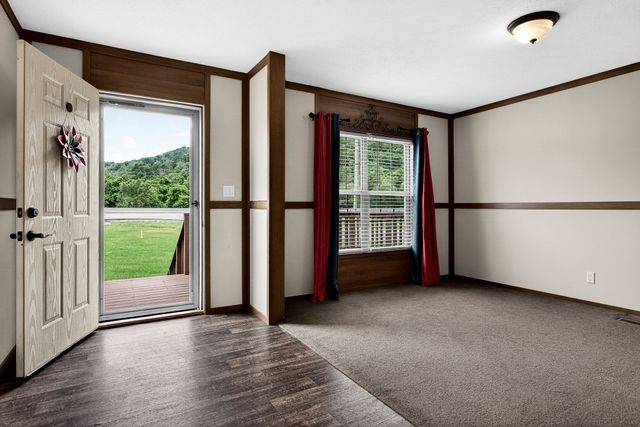 130 E Main St, Dowelltown, TN 37059