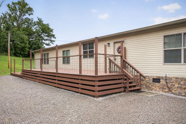 130 E Main St, Dowelltown, TN 37059