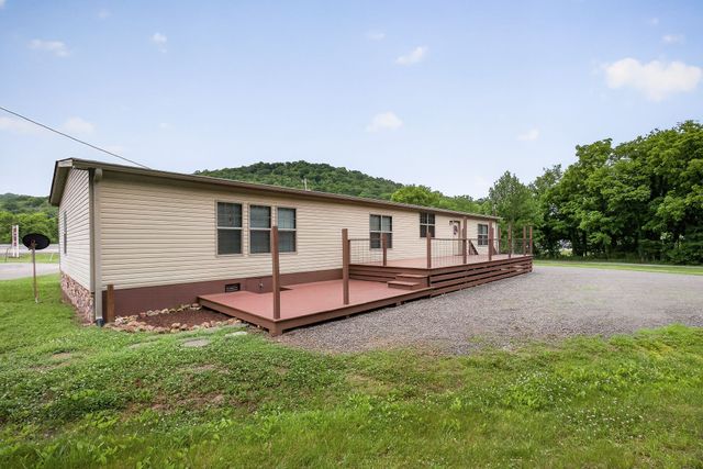 130 E Main St, Dowelltown, TN 37059