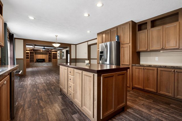 130 E Main St, Dowelltown, TN 37059