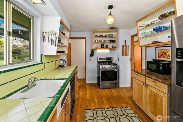 414 NW 117th Street, Seattle, WA 98177