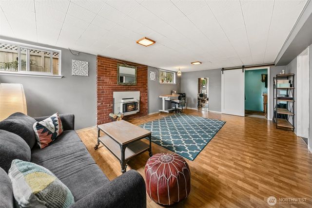 414 NW 117th Street, Seattle, WA 98177