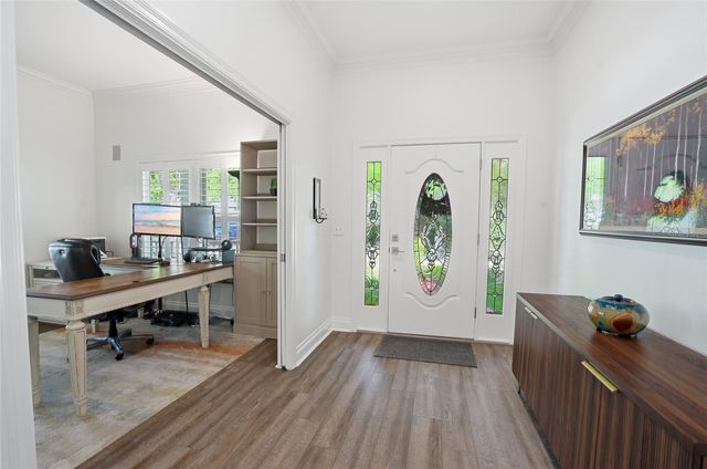 5201 S JULES VERNE COURT, Tampa, FL 33611