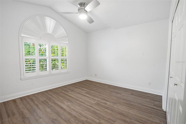 5201 S JULES VERNE COURT, Tampa, FL 33611