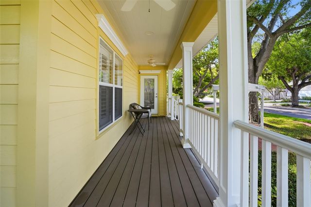 5201 S JULES VERNE COURT, Tampa, FL 33611