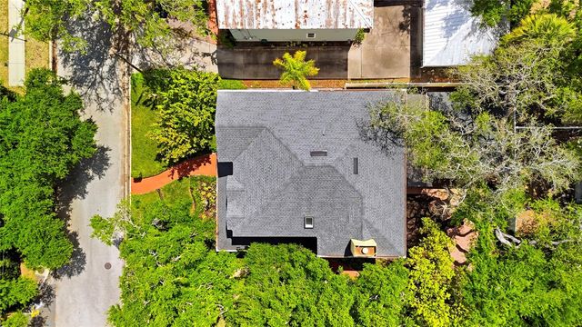 5201 S JULES VERNE COURT, Tampa, FL 33611