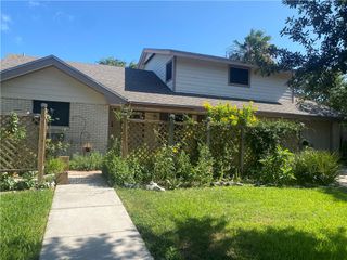 104 Park Place Pl, Portland, TX 78374
