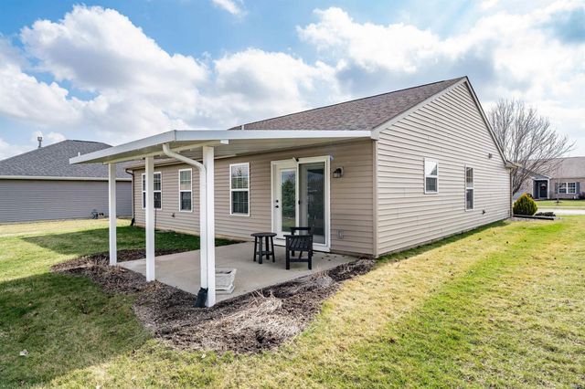 11025 Calera Passage, Roanoke, IN 46783