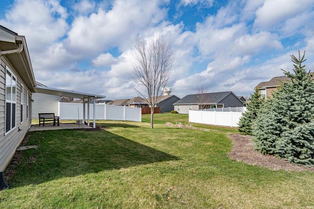 11025 Calera Passage, Roanoke, IN 46783