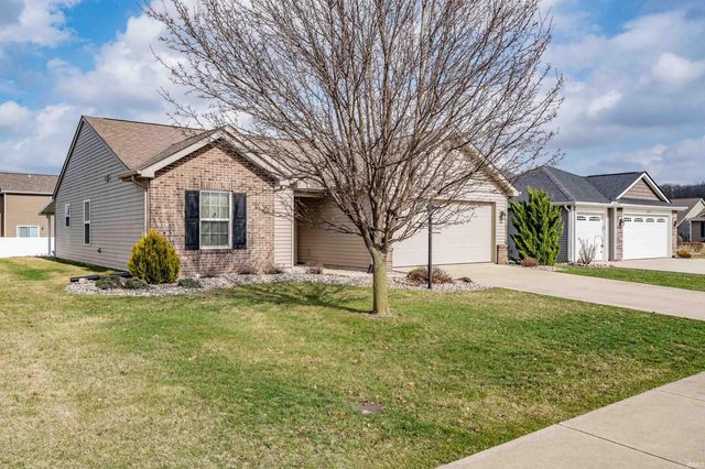 11025 Calera Passage, Roanoke, IN 46783