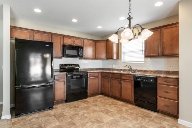 11025 Calera Passage, Roanoke, IN 46783