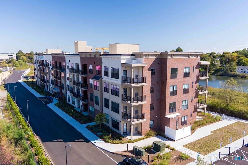 219 Ash Creek Boulevard 4316, Fairfield, CT 06824