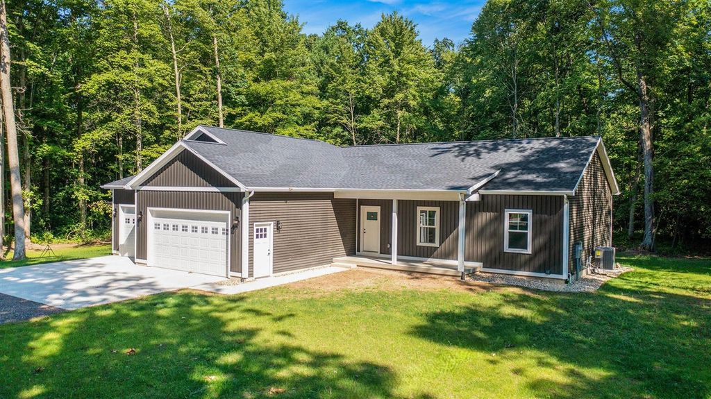 3995 112th Avenue, Allegan, MI 49010