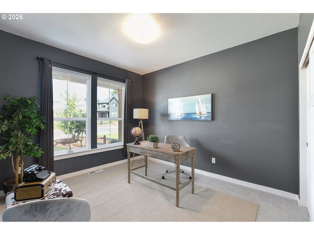 995 Se OLIVE Way, Estacada, OR 97023