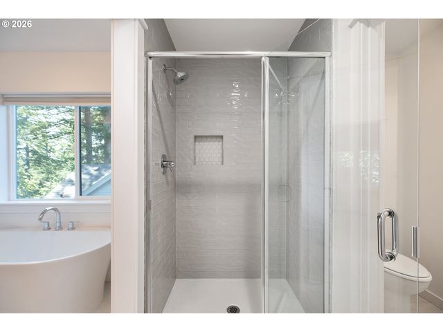 995 Se OLIVE Way, Estacada, OR 97023