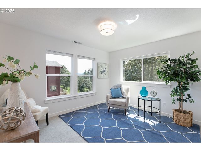 995 Se OLIVE Way, Estacada, OR 97023