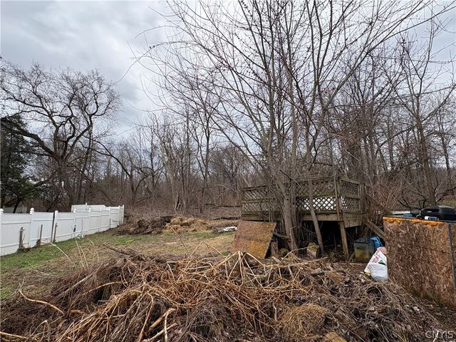 2465 Brickyard Road, Van Buren, NY 13164