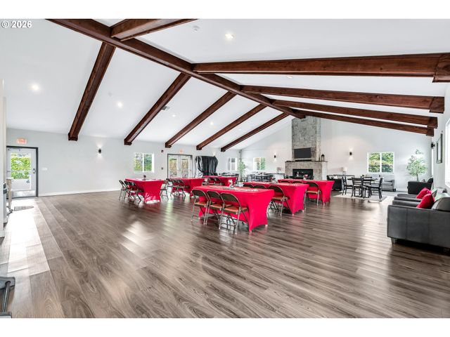 12450 Sw FISCHER Rd 146, Portland, OR 97224
