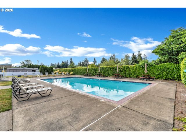 12450 Sw FISCHER Rd 146, Portland, OR 97224
