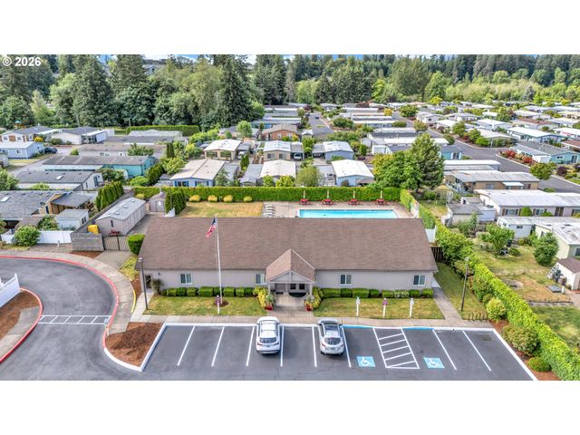 12450 Sw FISCHER Rd 146, Portland, OR 97224