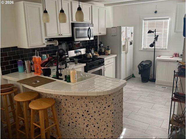 12450 Sw FISCHER Rd 146, Portland, OR 97224