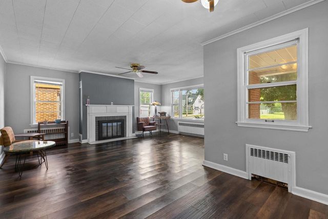 728 TAYCO STREET, Menasha, WI 54952