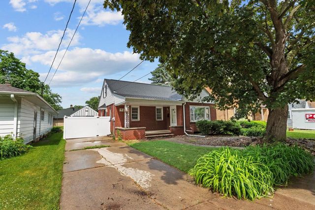 728 TAYCO STREET, Menasha, WI 54952