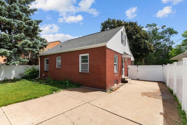 728 TAYCO STREET, Menasha, WI 54952