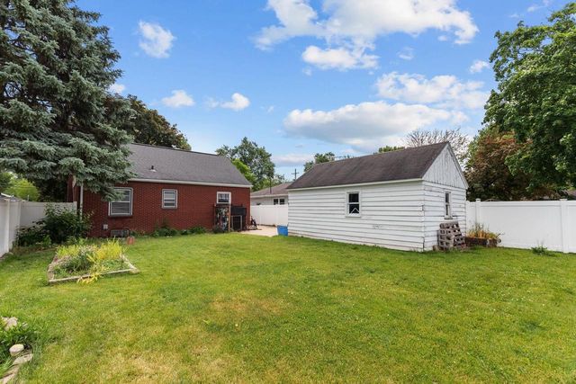 728 TAYCO STREET, Menasha, WI 54952