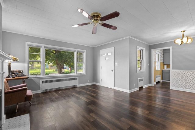 728 TAYCO STREET, Menasha, WI 54952