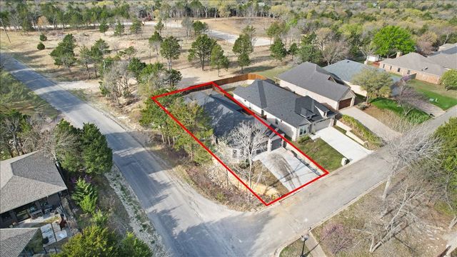 9 Greenway Bend, Pottsboro, TX 75076