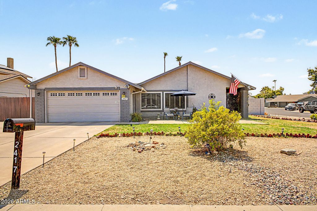 2417 W MONTE CRISTO Avenue, Phoenix, AZ 85023 — exterior