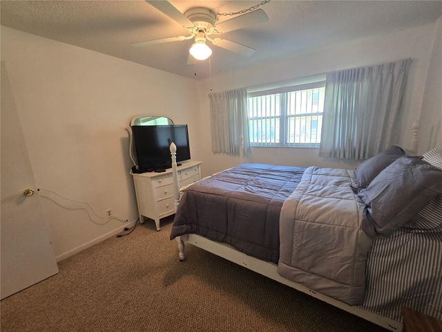 5217 81ST STREET N 3, St Petersburg, FL 33709