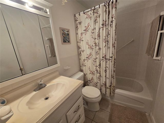 5217 81ST STREET N 3, St Petersburg, FL 33709