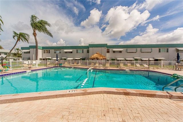 5217 81ST STREET N 3, St Petersburg, FL 33709