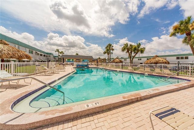 5217 81ST STREET N 3, St Petersburg, FL 33709